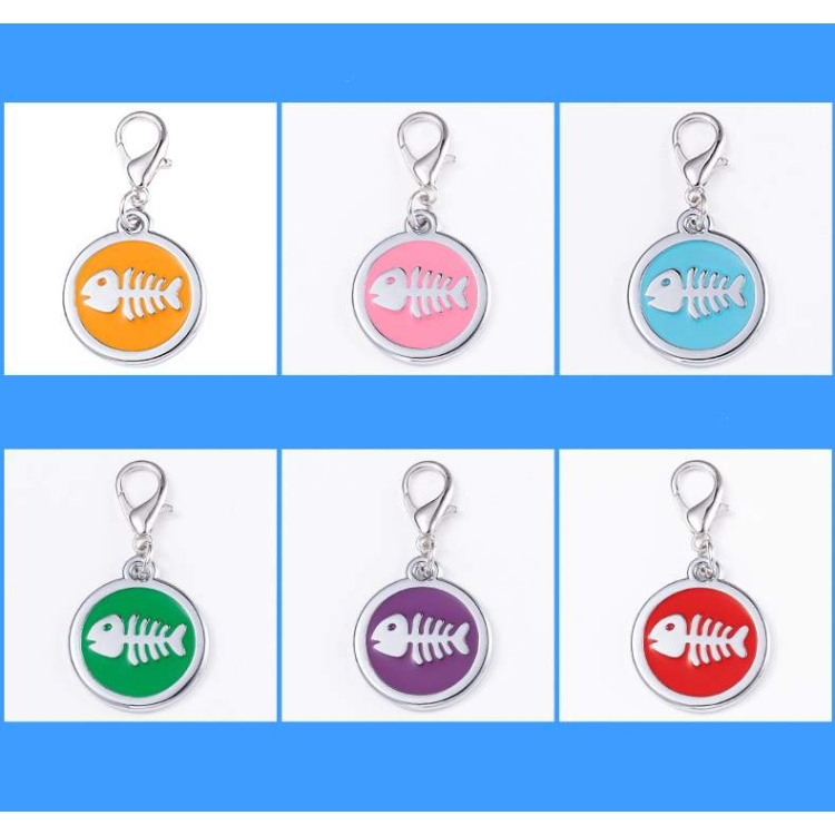 Round pet tag with fishbone pattern