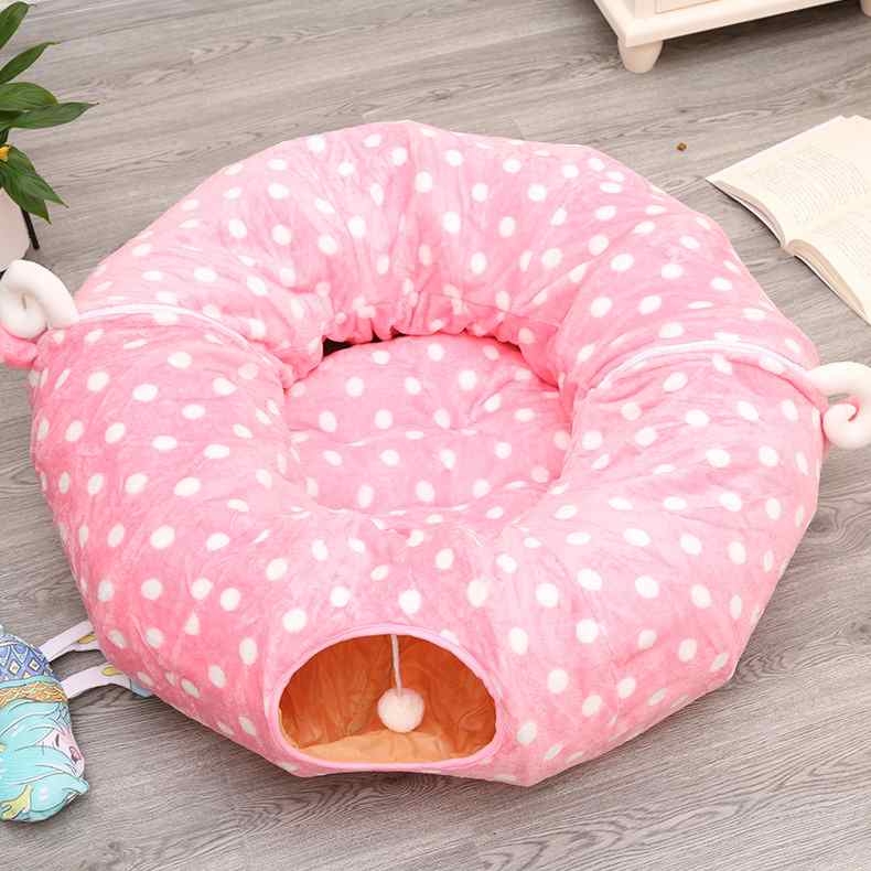 Round pet bed with tunnel